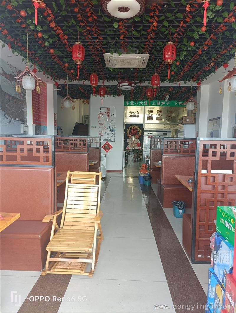 东城营业中饭店转让。