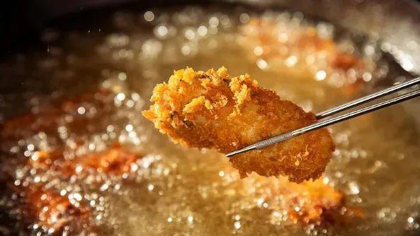 馒头是肝病的“发物”？再三提醒：这4种食物，真的应该少吃！